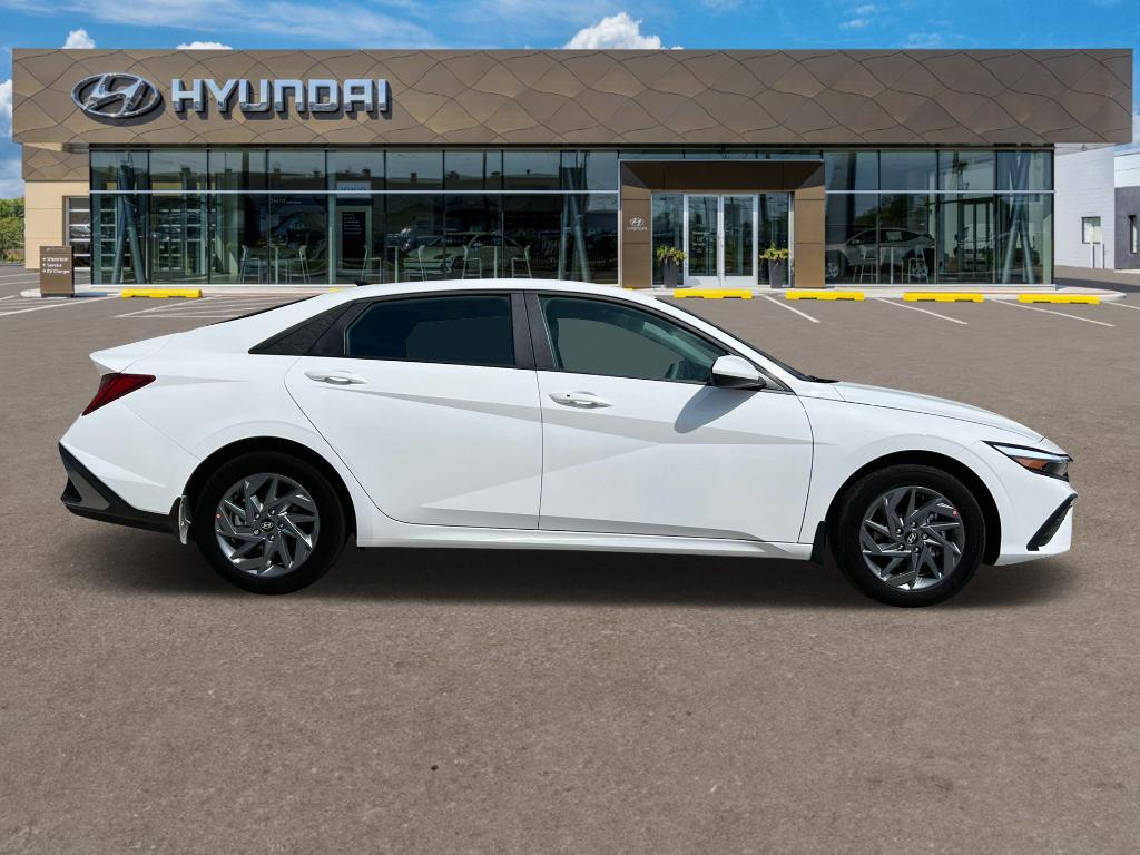 new 2025 Hyundai ELANTRA HEV car, priced at $27,279