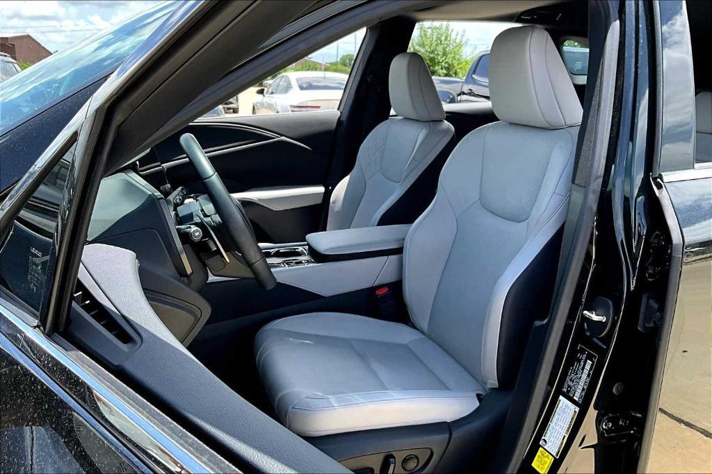 used 2024 Lexus RX 350 car, priced at $52,434
