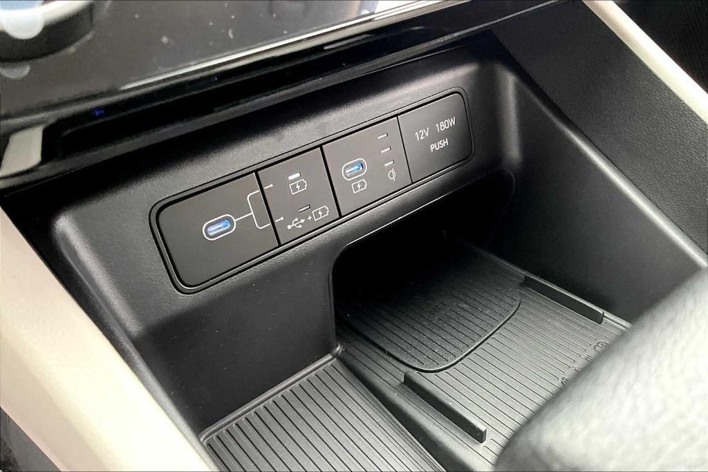 new 2025 Hyundai Tucson car, priced at $32,500