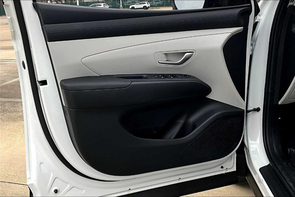 new 2025 Hyundai Tucson car, priced at $32,500