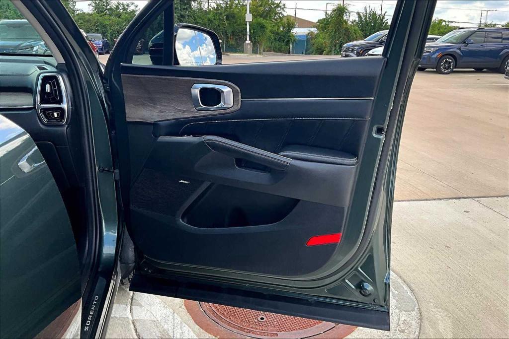 used 2021 Kia Sorento car, priced at $25,999