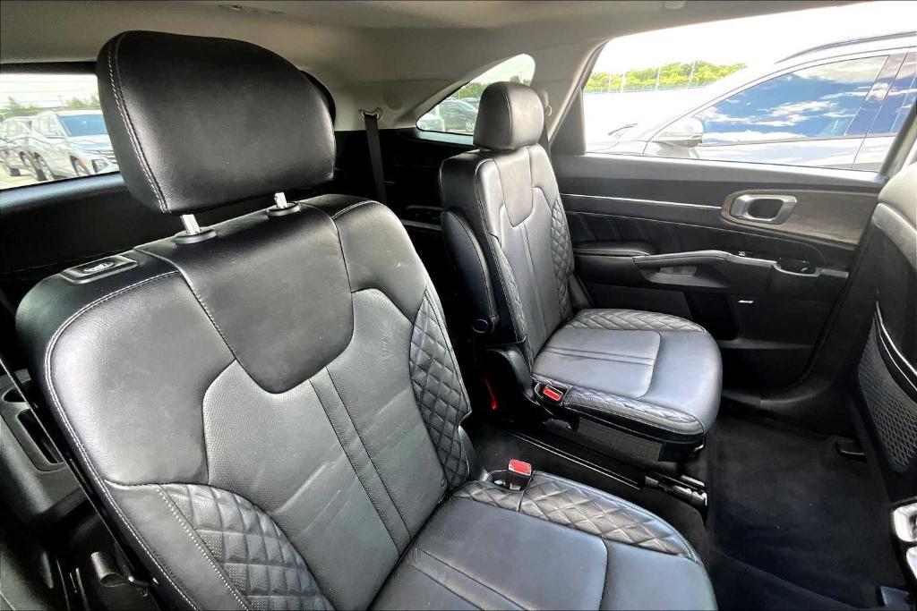 used 2021 Kia Sorento car, priced at $25,999