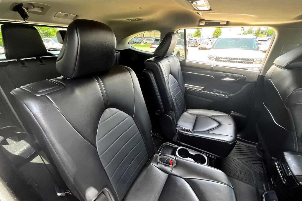 used 2023 Toyota Highlander car, priced at $36,500