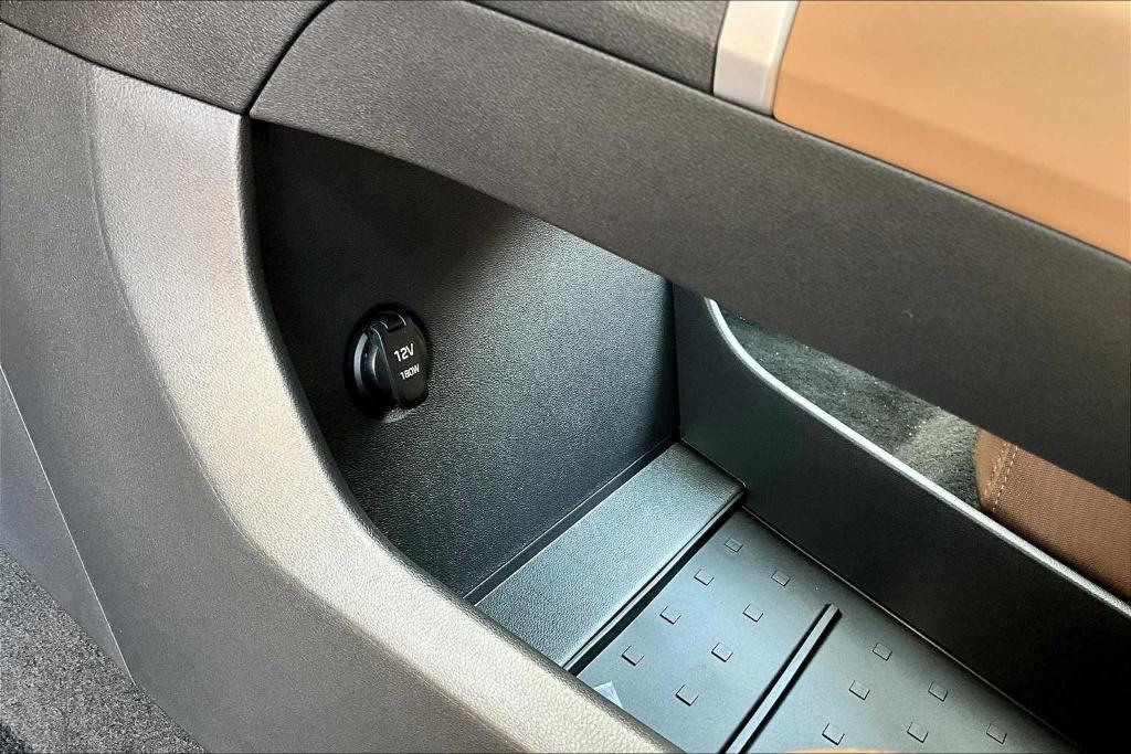 new 2025 Hyundai SANTA FE HEV car, priced at $46,310