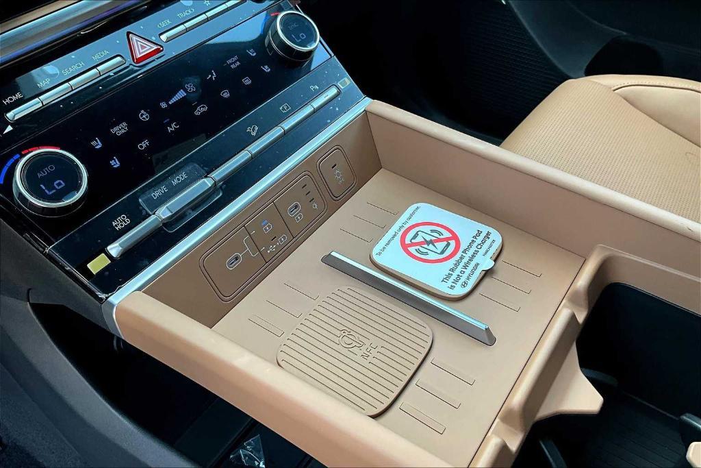 new 2025 Hyundai SANTA FE HEV car, priced at $46,310