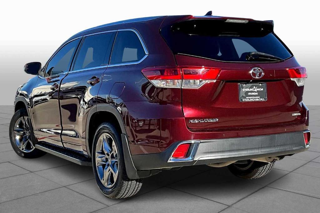 used 2018 Toyota Highlander car, priced at $27,328