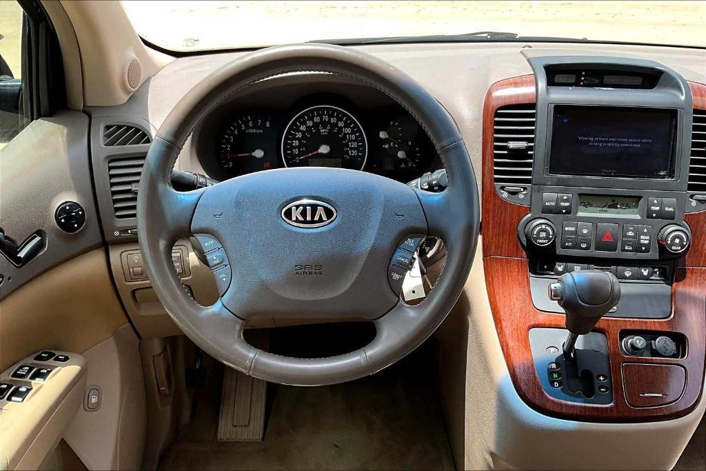 used 2006 Kia Sedona car, priced at $4,600
