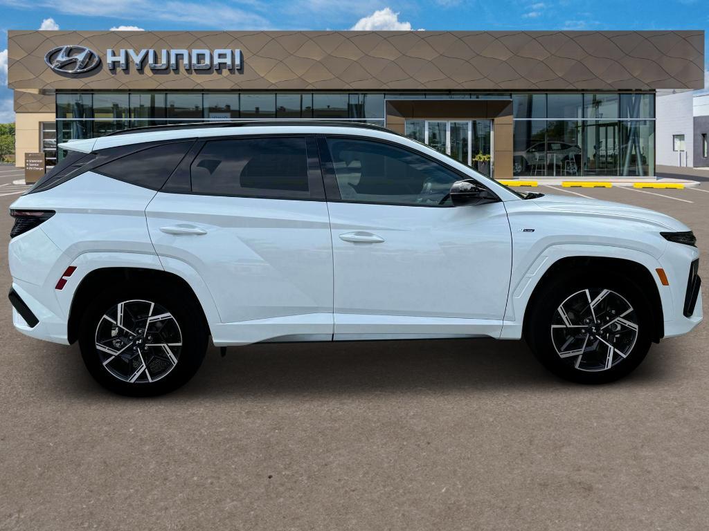 new 2025 Hyundai TUCSON Hybrid car, priced at $39,915