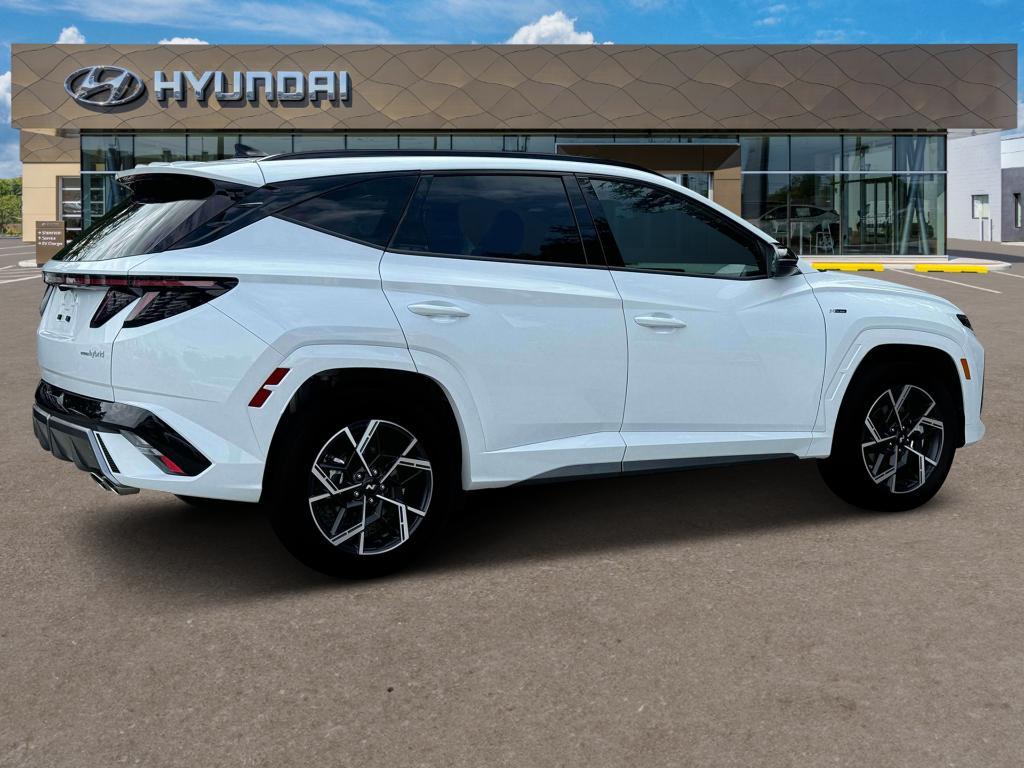 new 2025 Hyundai TUCSON Hybrid car, priced at $39,915