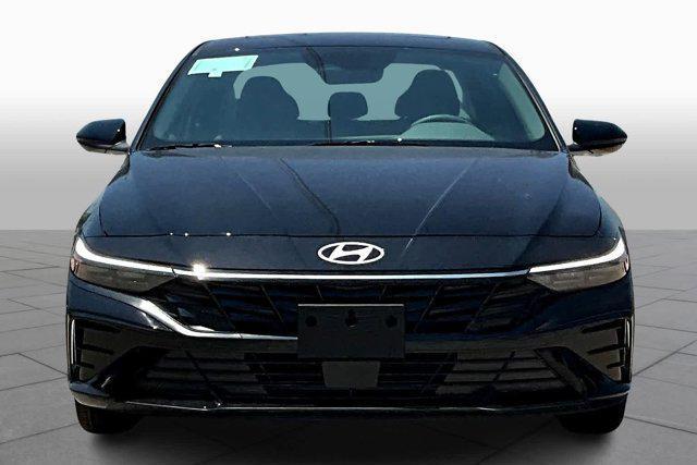 new 2024 Hyundai Elantra car, priced at $21,560