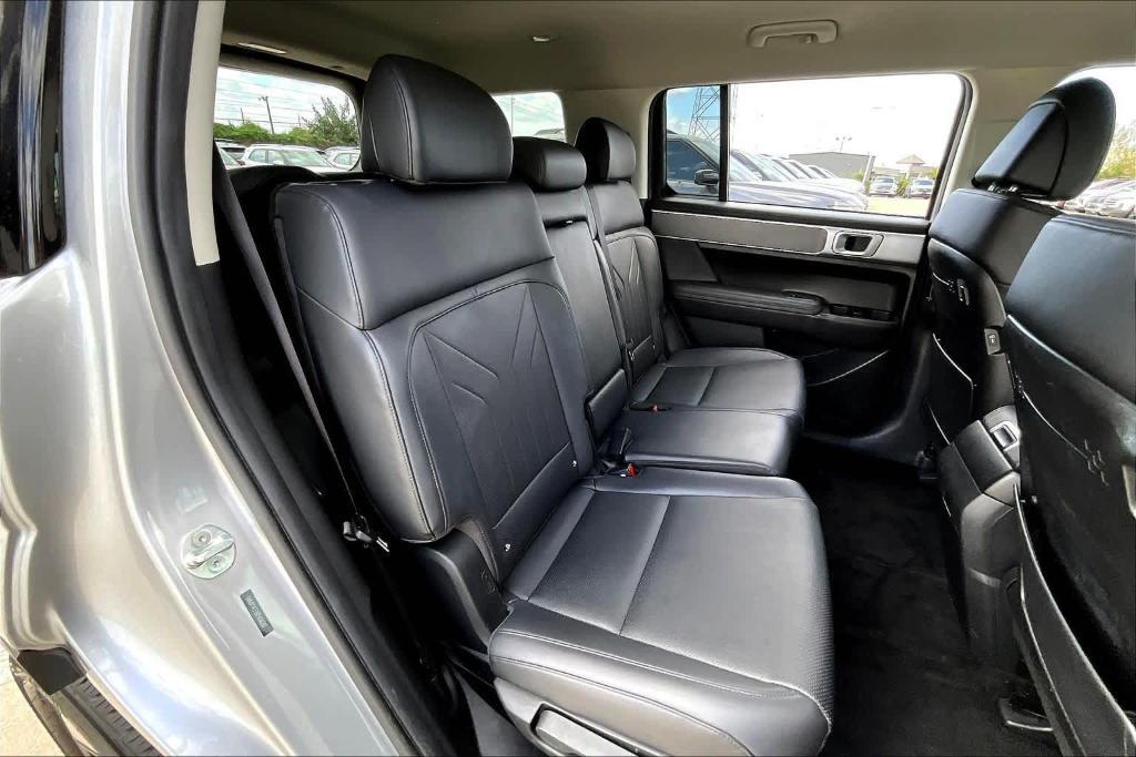 used 2024 Hyundai SANTA FE HEV car, priced at $30,994