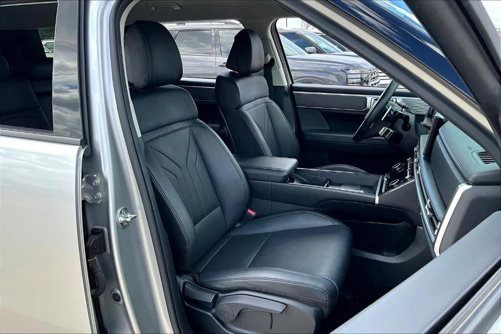 used 2024 Hyundai SANTA FE HEV car, priced at $30,994