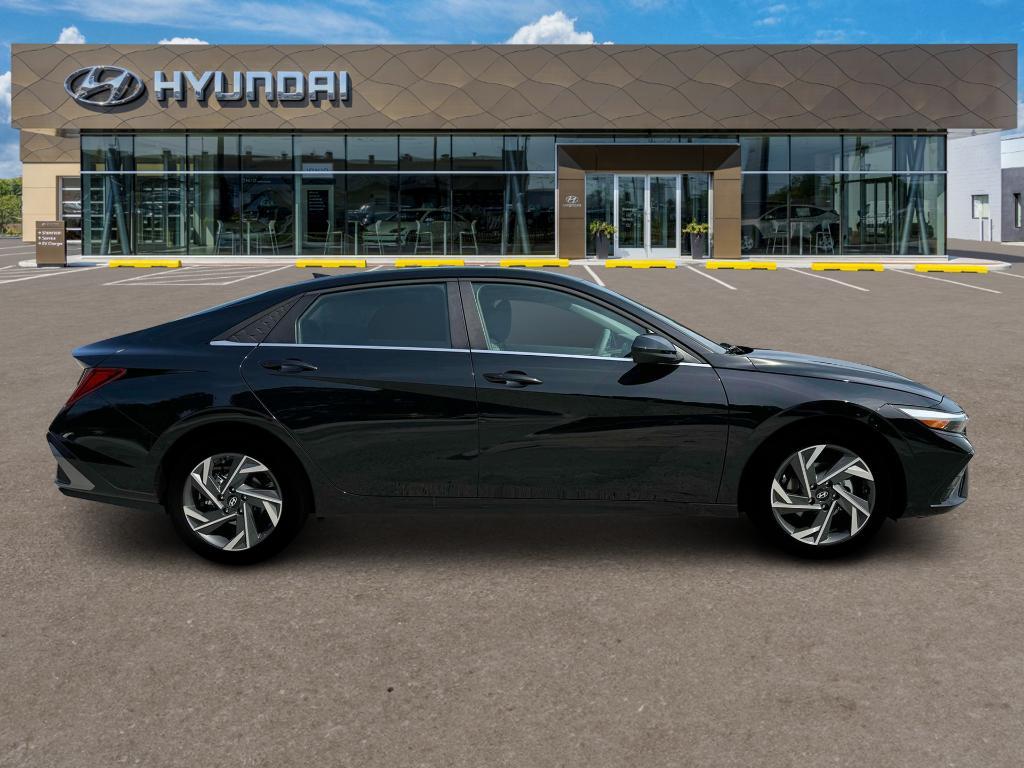 new 2025 Hyundai Elantra car, priced at $25,836