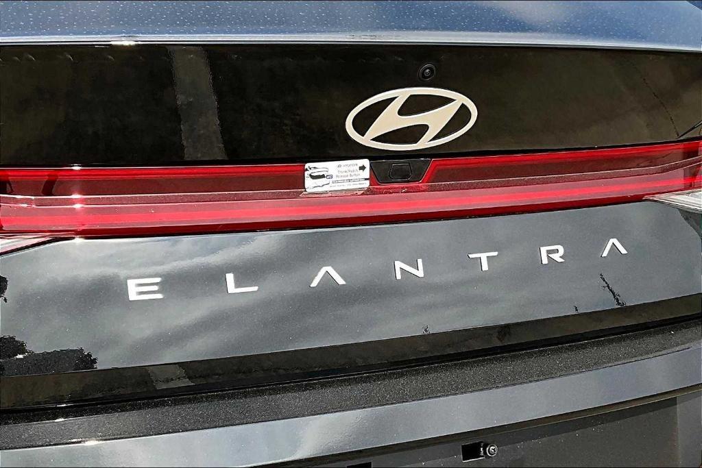 new 2025 Hyundai Elantra car, priced at $25,836