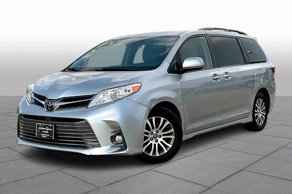 used 2019 Toyota Sienna car, priced at $23,277