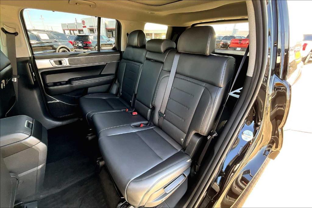used 2025 Hyundai SANTA FE HEV car, priced at $38,603