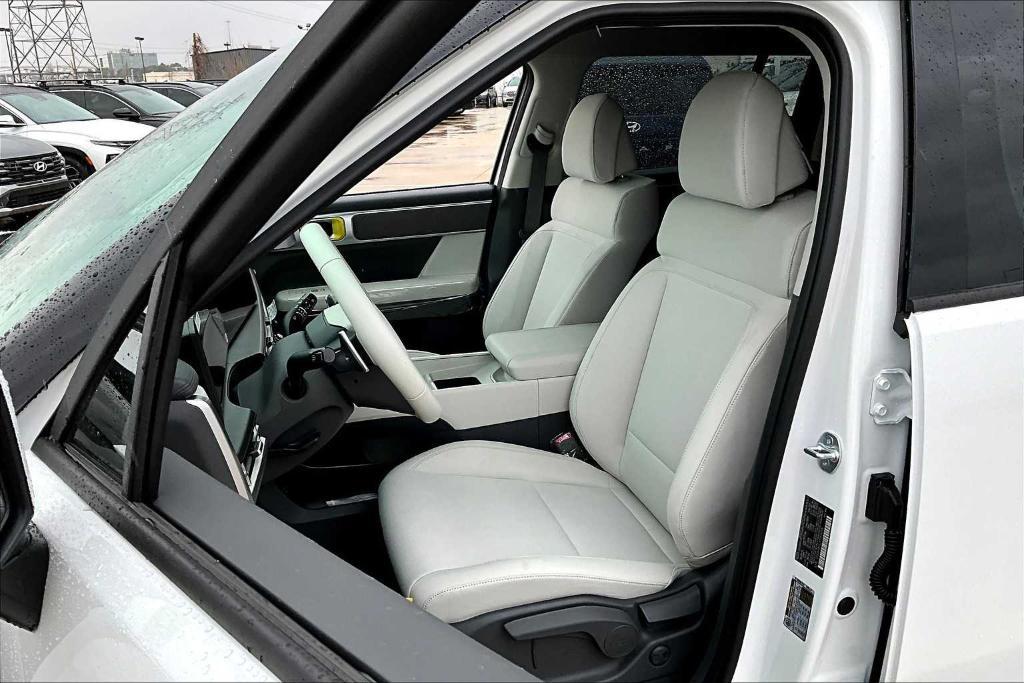new 2025 Hyundai Santa Fe car, priced at $35,954