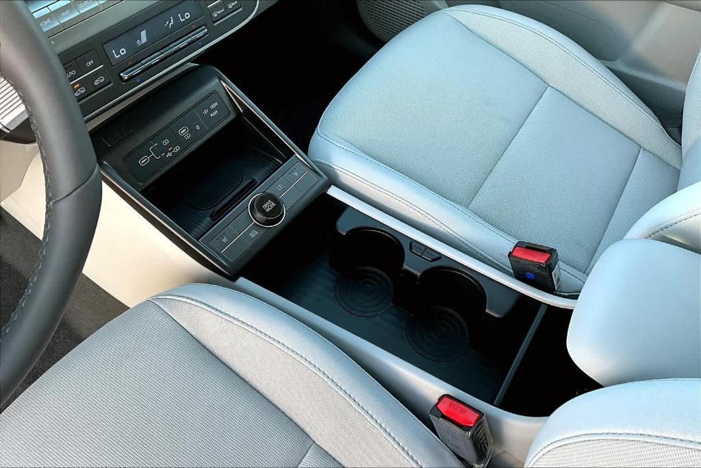 new 2025 Hyundai Kona car, priced at $29,343