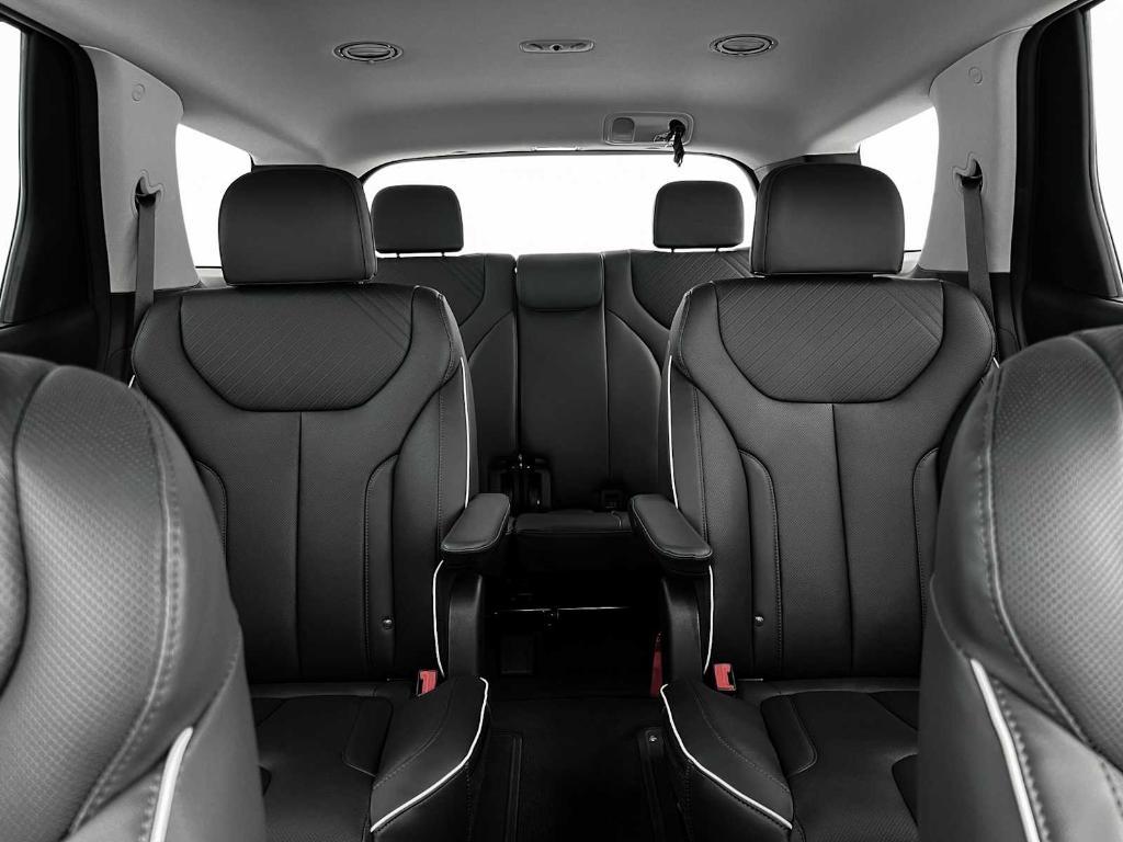 new 2025 Hyundai Palisade car, priced at $45,506