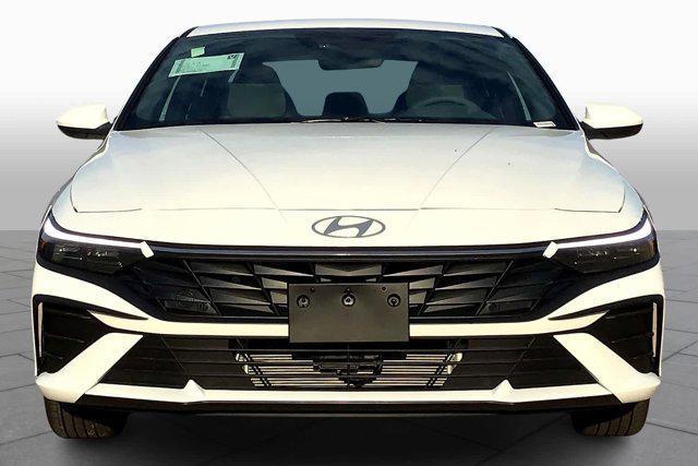 new 2025 Hyundai Elantra HEV car, priced at $27,205