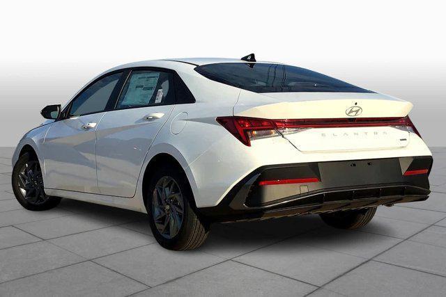 new 2025 Hyundai Elantra HEV car, priced at $27,205