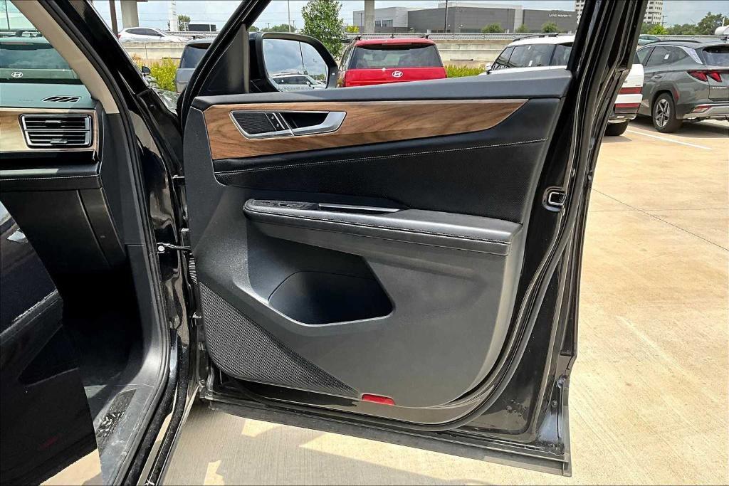 used 2024 Volkswagen Atlas car, priced at $32,503