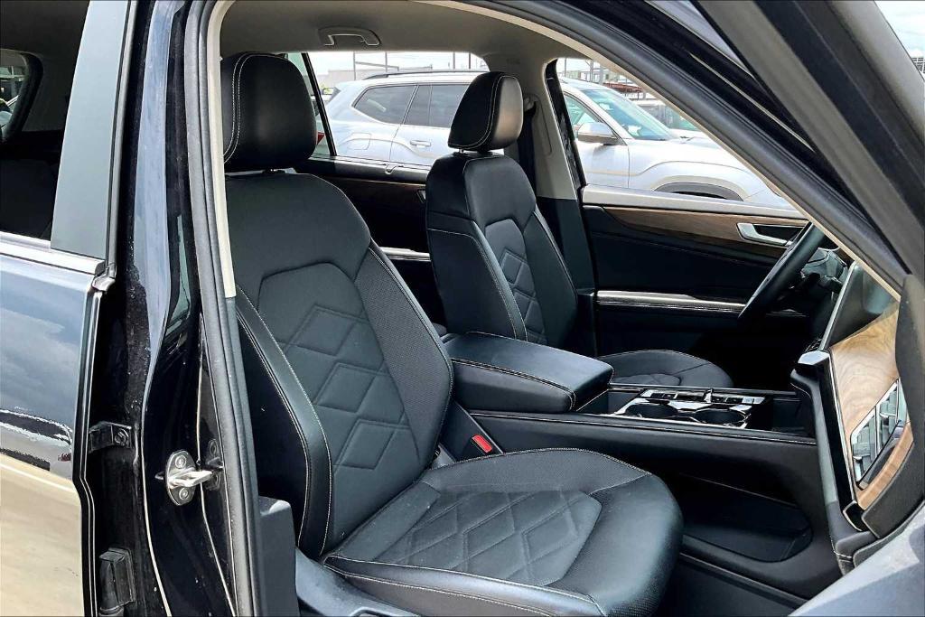 used 2024 Volkswagen Atlas car, priced at $32,503