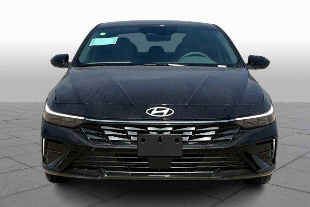 new 2025 Hyundai Elantra car, priced at $25,415