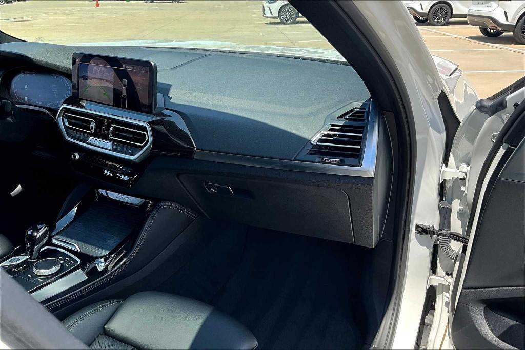 used 2022 BMW X4 car, priced at $30,547