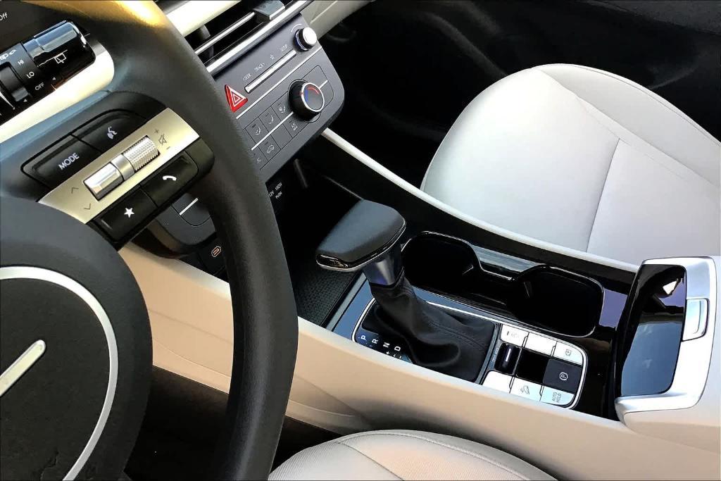 new 2025 Hyundai Tucson car, priced at $30,020