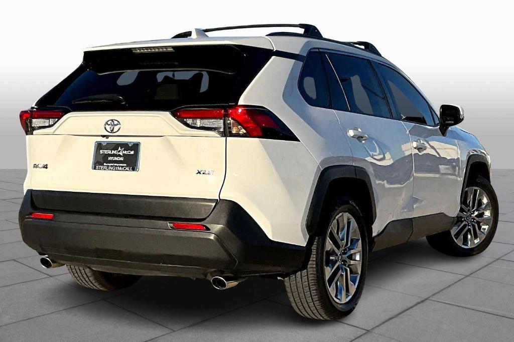 used 2020 Toyota RAV4 car, priced at $25,470