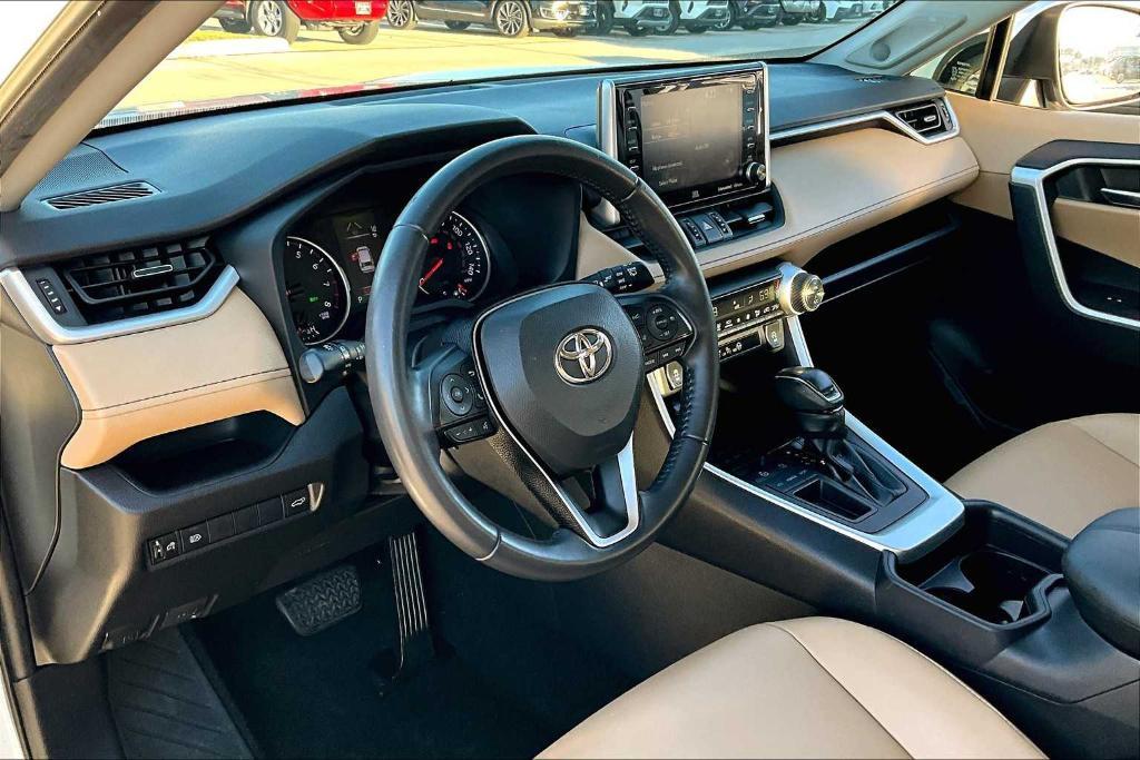 used 2020 Toyota RAV4 car, priced at $25,470