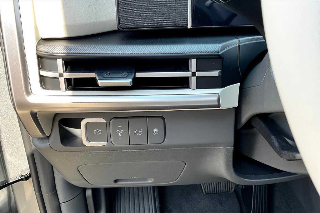 new 2025 Hyundai Santa Fe car, priced at $37,775