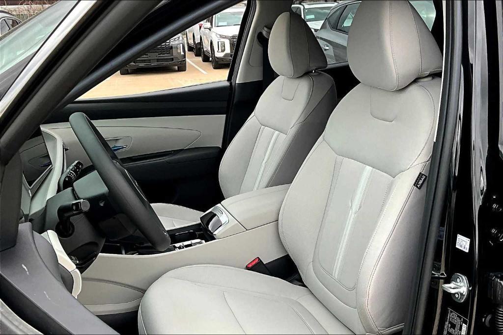 new 2025 Hyundai Tucson car, priced at $31,945