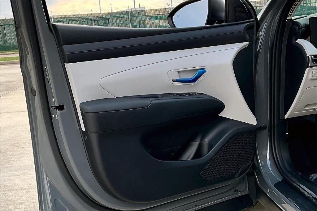 new 2025 Hyundai Tucson car, priced at $32,435