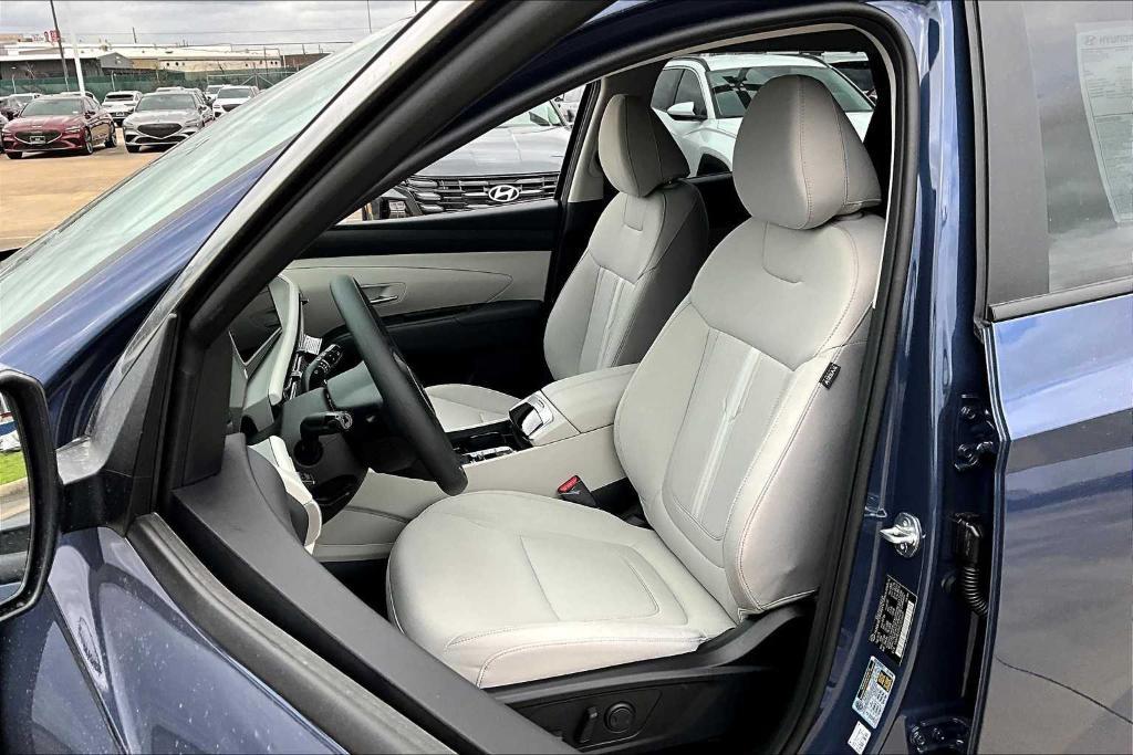 new 2025 Hyundai Tucson car, priced at $32,080