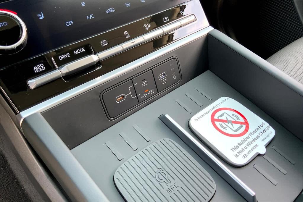 new 2025 Hyundai Santa Fe car, priced at $40,090