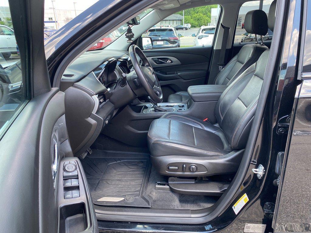used 2019 Chevrolet Traverse car, priced at $21,806