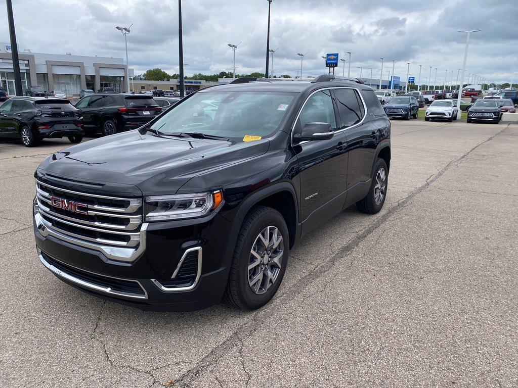 used 2022 GMC Acadia car, priced at $25,155