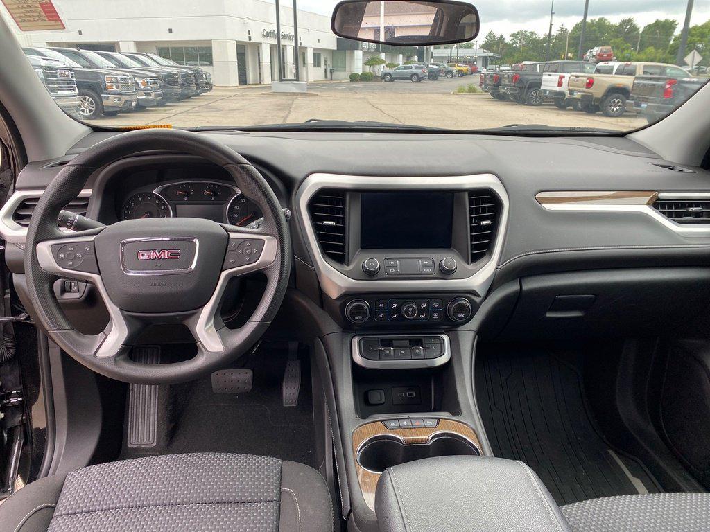 used 2022 GMC Acadia car, priced at $25,155
