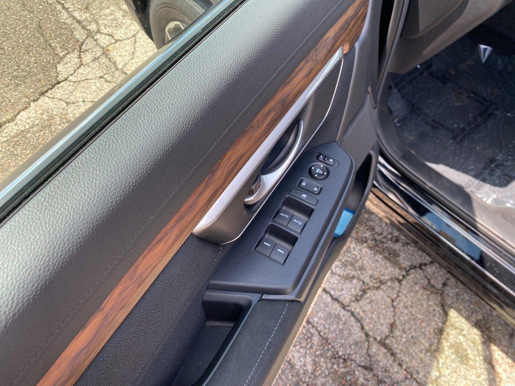 used 2022 Honda CR-V car, priced at $28,571