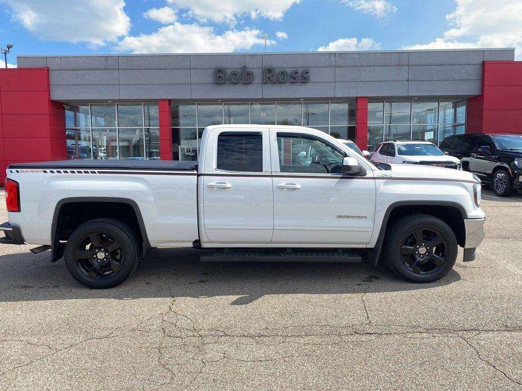 used 2018 GMC Sierra 1500 car, priced at $24,412