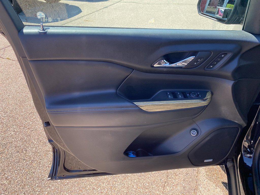 used 2018 GMC Acadia car, priced at $18,285