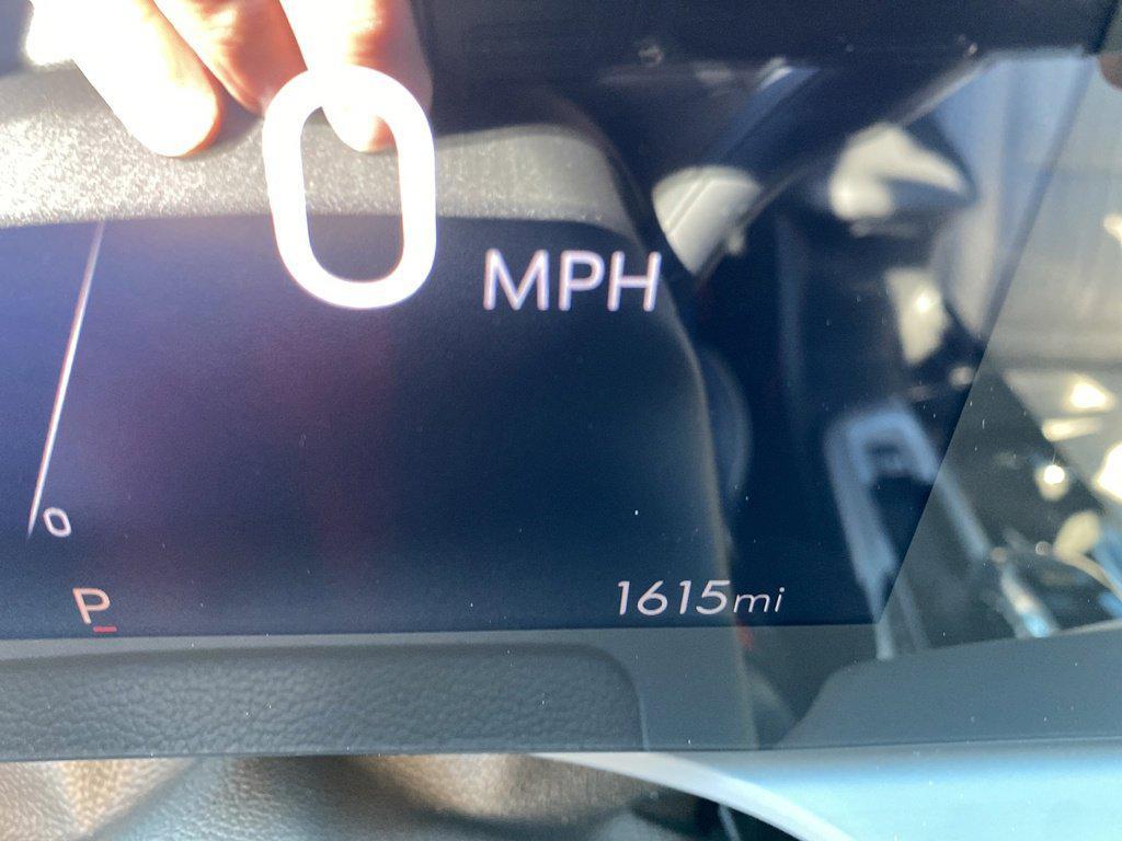 used 2024 Buick Envista car, priced at $29,955