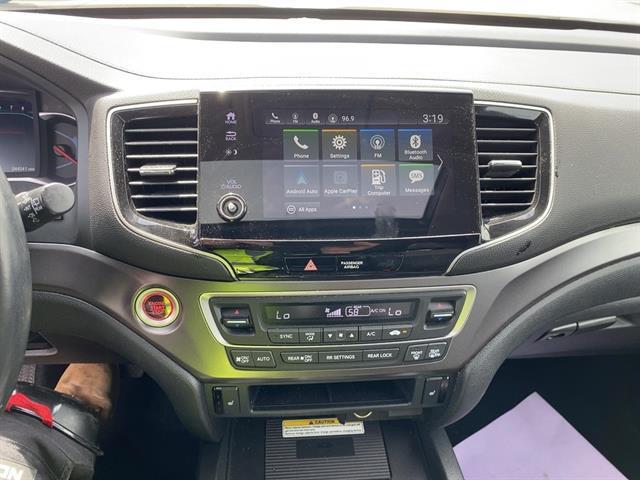 used 2022 Honda Pilot car, priced at $32,800