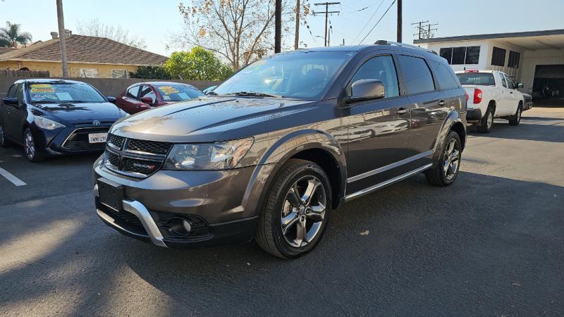 used 2017 Dodge Journey car, priced at $8,888