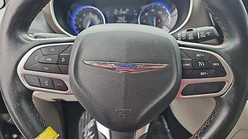 used 2017 Chrysler Pacifica car