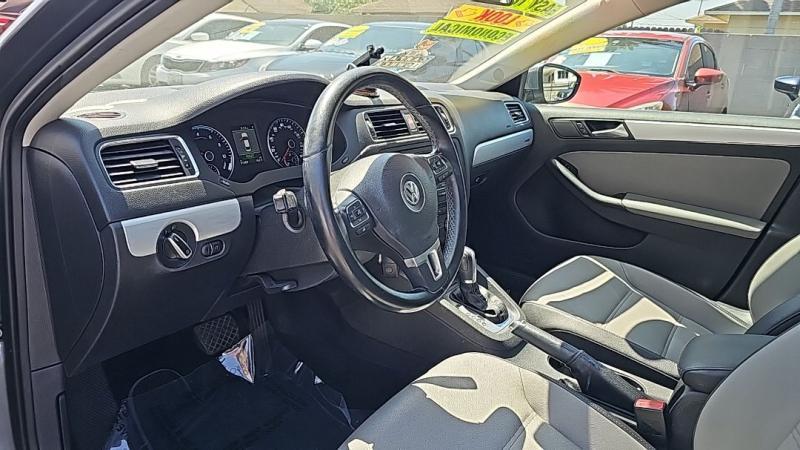 used 2014 Volkswagen Jetta Hybrid car