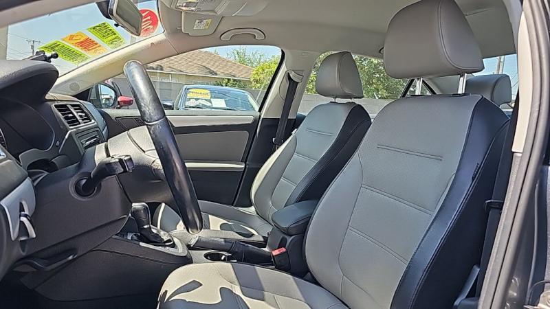 used 2014 Volkswagen Jetta Hybrid car