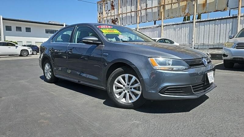 used 2014 Volkswagen Jetta Hybrid car